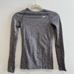 GYMSHARK gray long sleeve